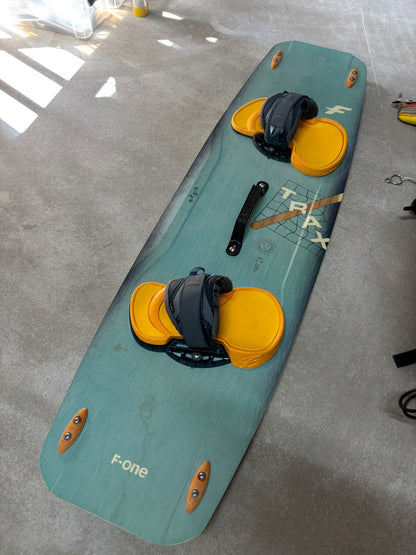 F-One Bandit 9m + F-One TRAX 133x38 + F-One Bar