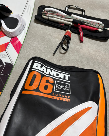 (Gereserveerd) F-One Bandit 6m + F-One Acid 130x39 + F-One Bar
