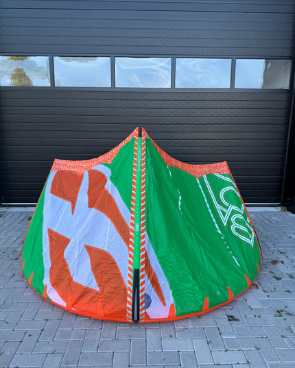 (Gereserveerd) F-One Bandit 6m + F-One Acid 130x39 + F-One Bar