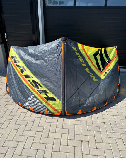 Naish Pivot 6m