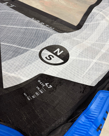 North Sails Wave 4.7 + North Sails Skinny Pro 400 RDM C100