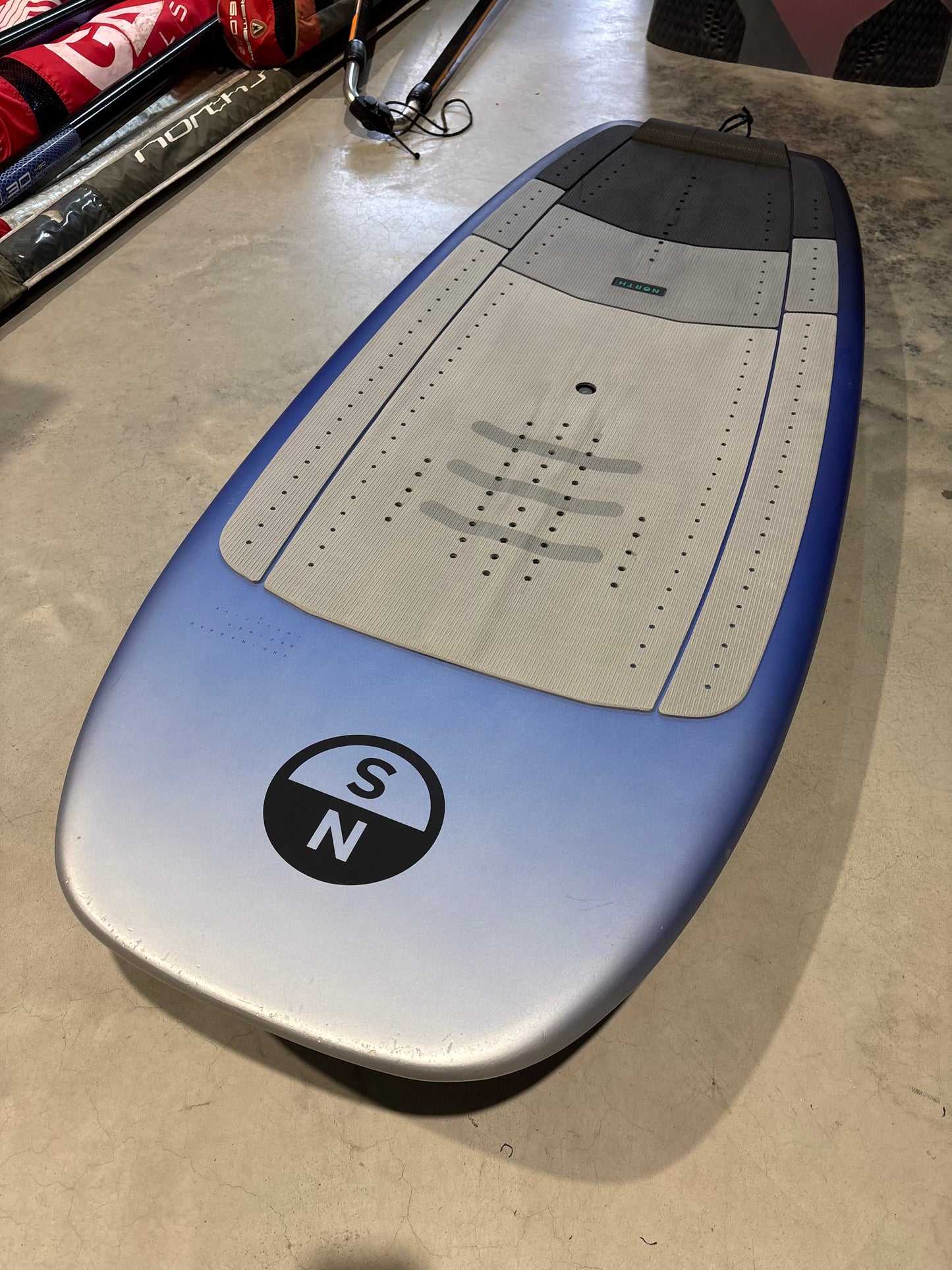 North Seek Foil Board 2025 5’11 - 78L