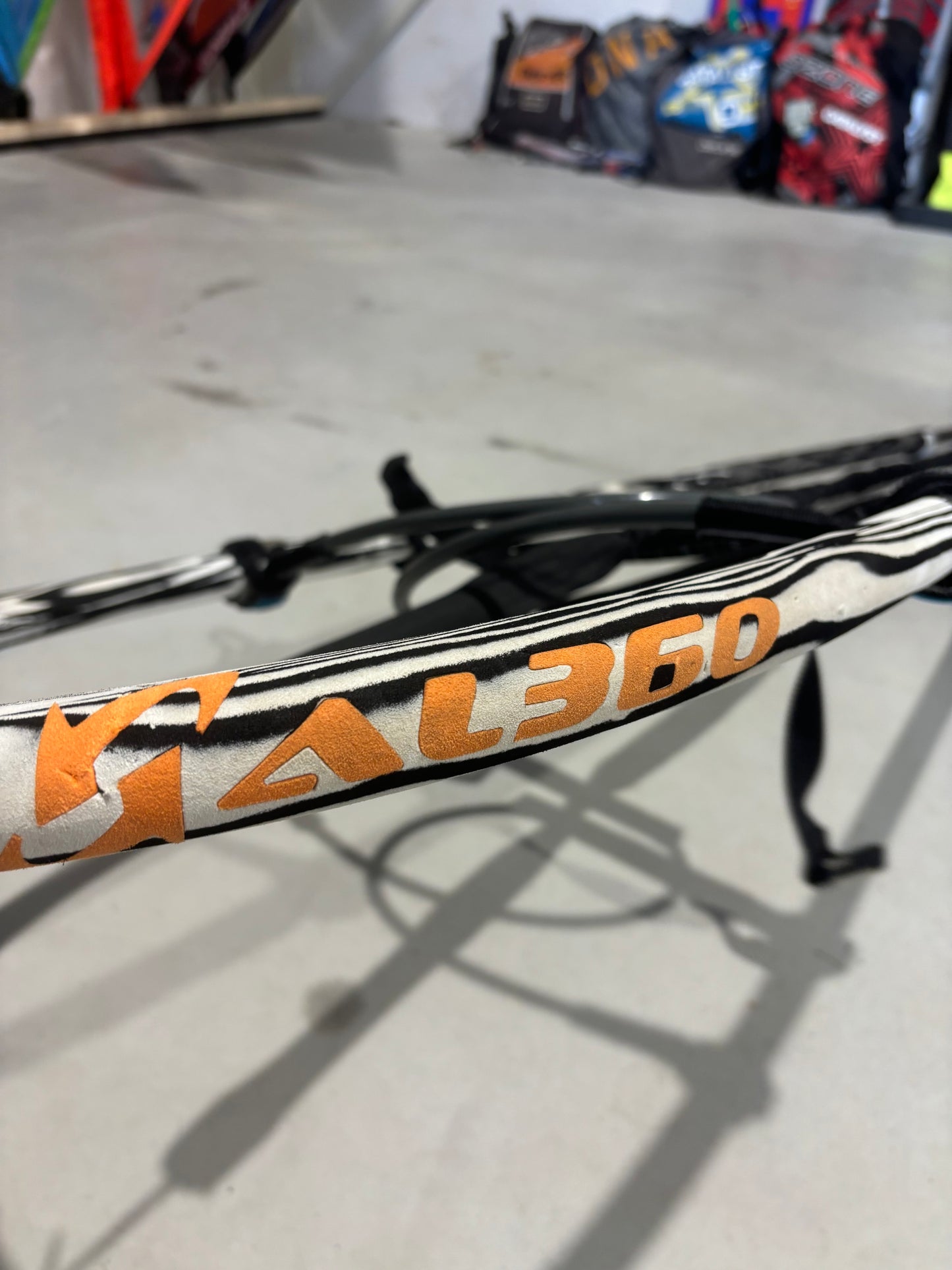 AL360 Carbon 160-220