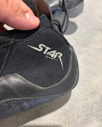 Mystic star surfschoenen laag maat 43