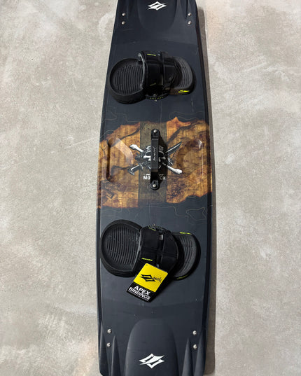 Naish Monarch 138x42 • Nieuwe Apex bindingen
