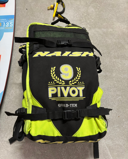 Naish Pivot 9m + Airush Vox 135 + Naish Fusion Bar