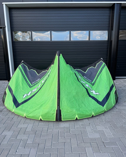 Naish Pivot 9m + Airush Vox 135 + Naish Fusion Bar