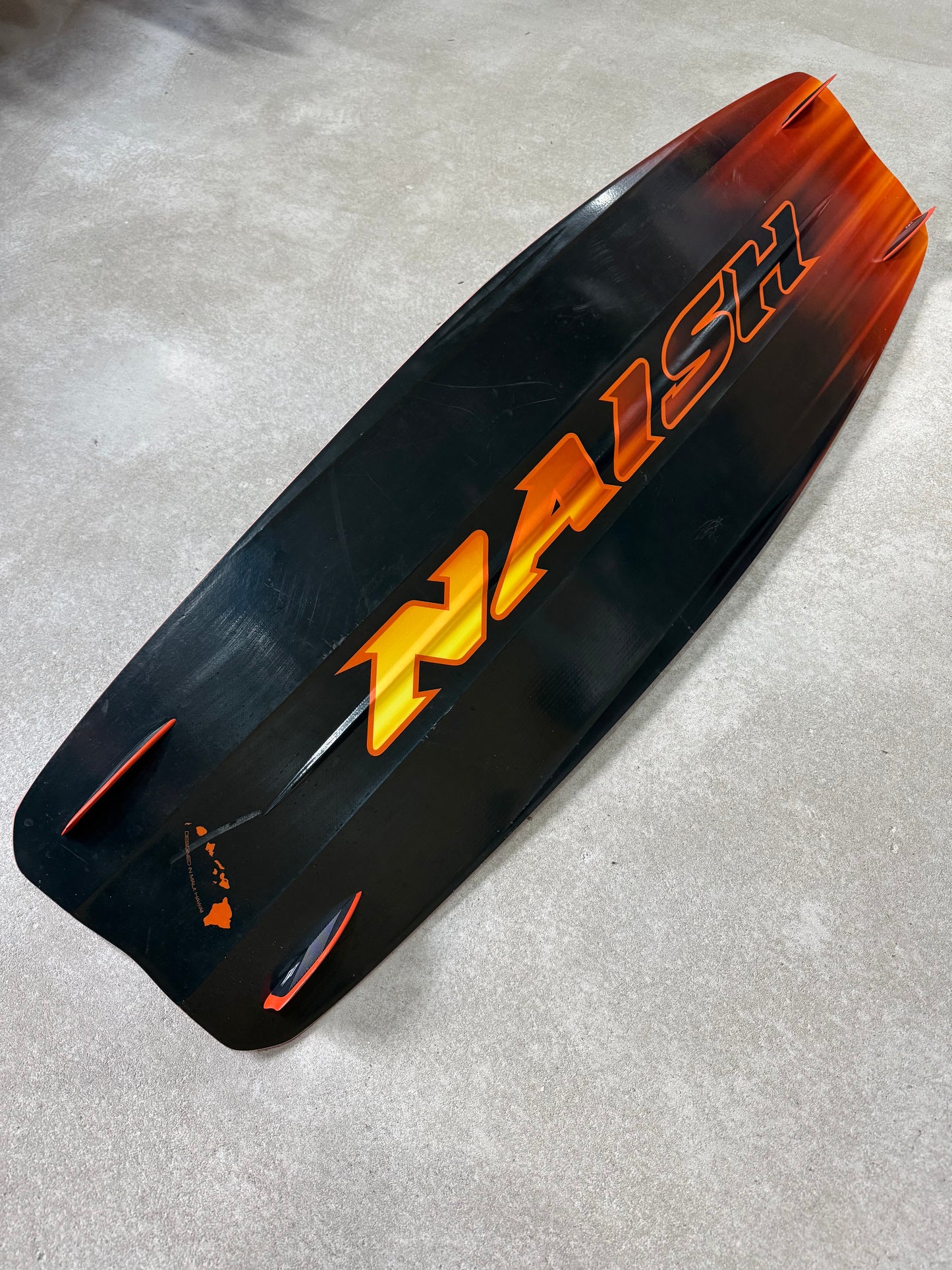 Naish Pivot 2025 8m + Naish Motion 138x41,5 + Naish Bar