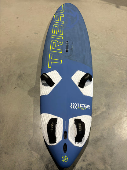 Tribal Radix - 102L / NIEUW