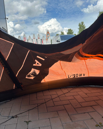 Airush DNA 8m