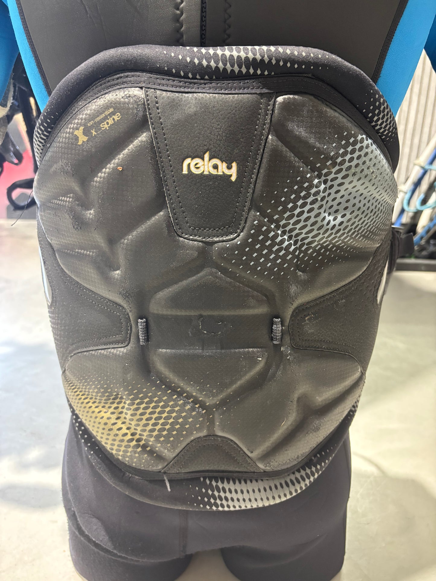 ION Heuptrapeze maat L