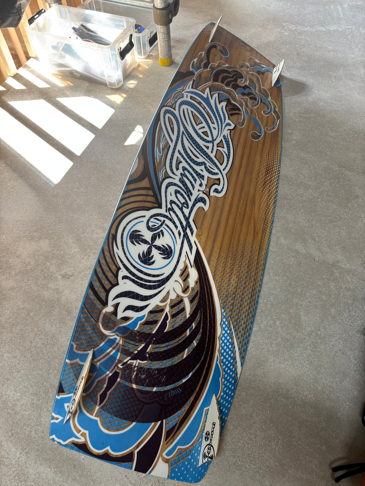 F-One Bandit 9m + Brunotti Onyx 136x40 + F-One Bar