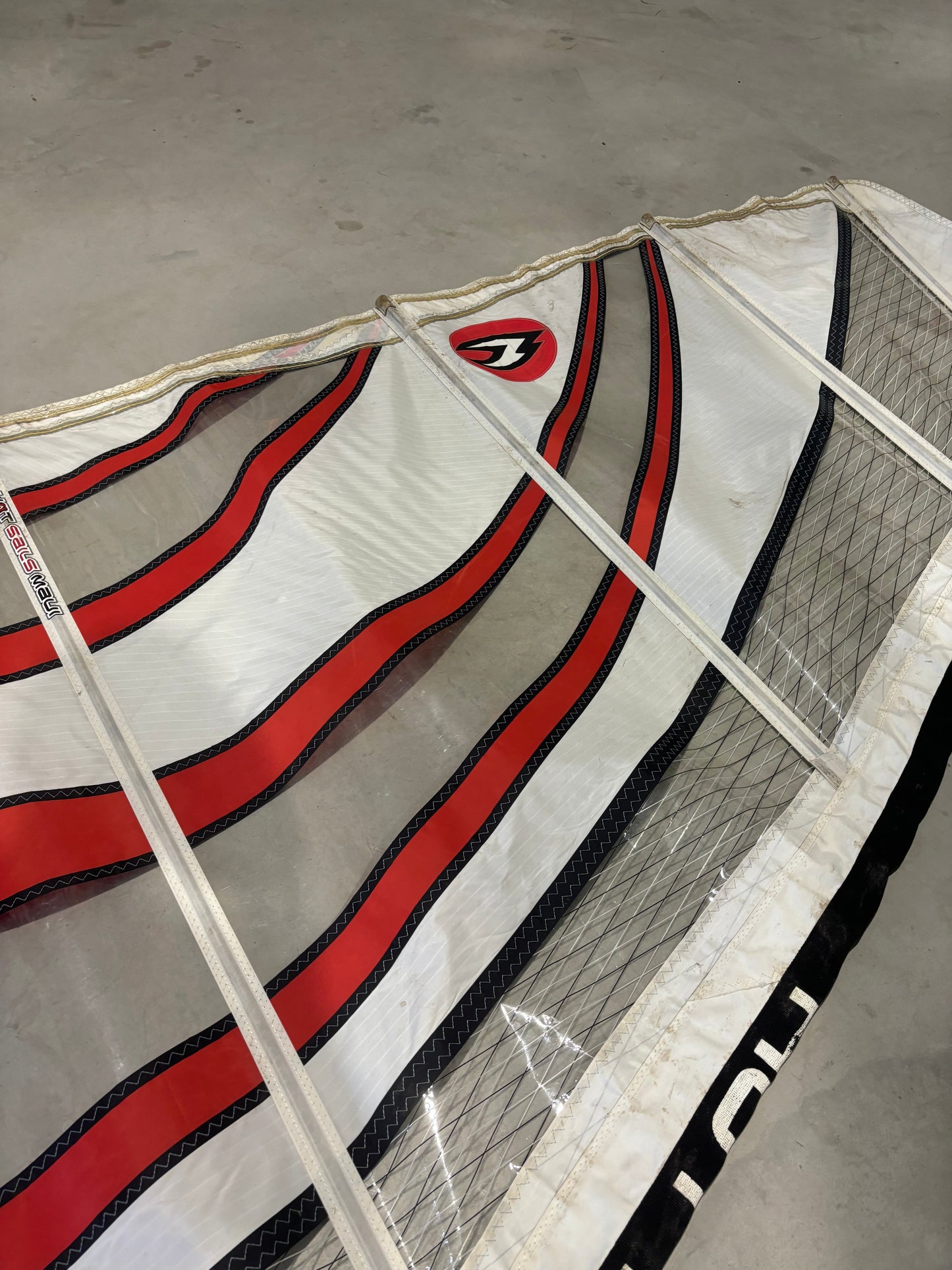Hot Sails S.O 5.5