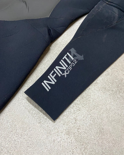 XCEL Infiniti Frontztip 3/2mm maat 8