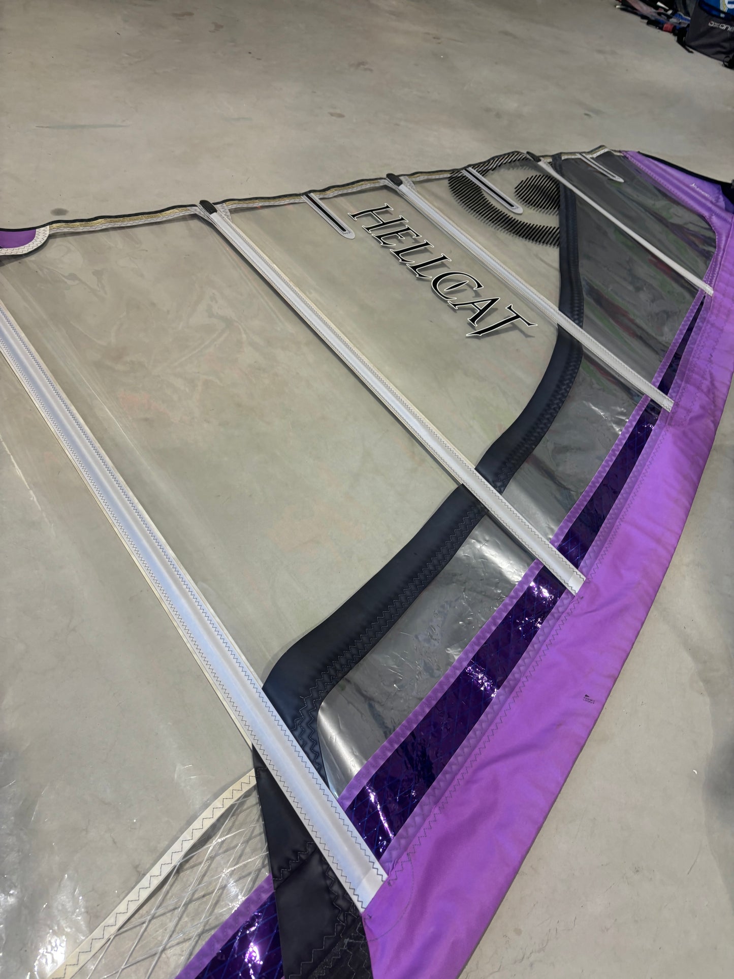 Neilpryde Hellcat 5.7 + Unifiber 400 SDM C60