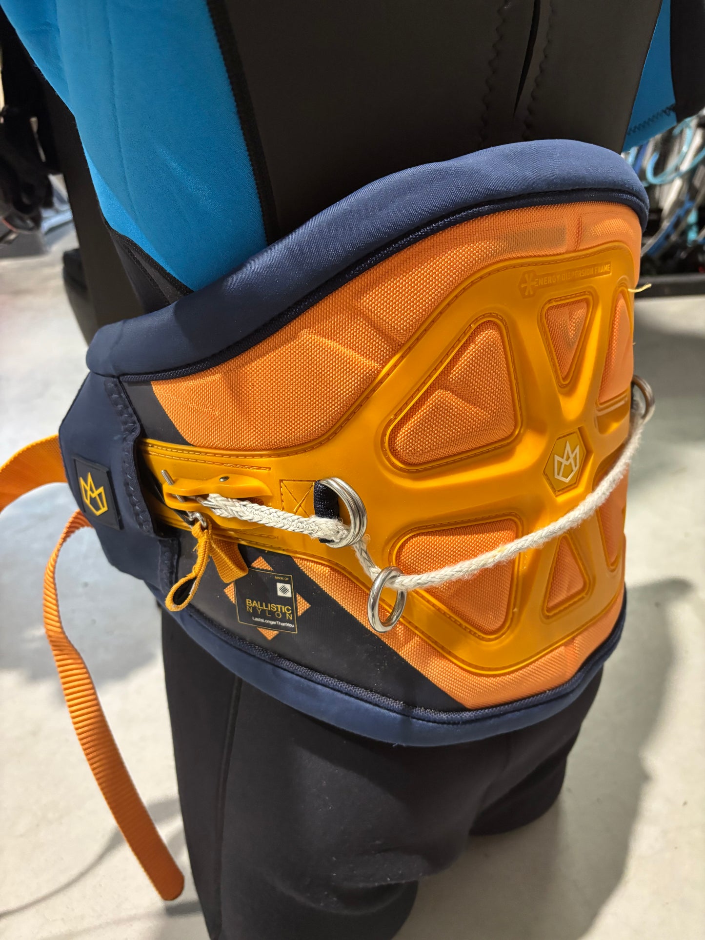 Manera Heuptrapeze maat M