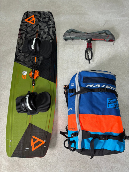 Naish Dash 12m + Brunotti Buster 142x42 + Eleveight Bar