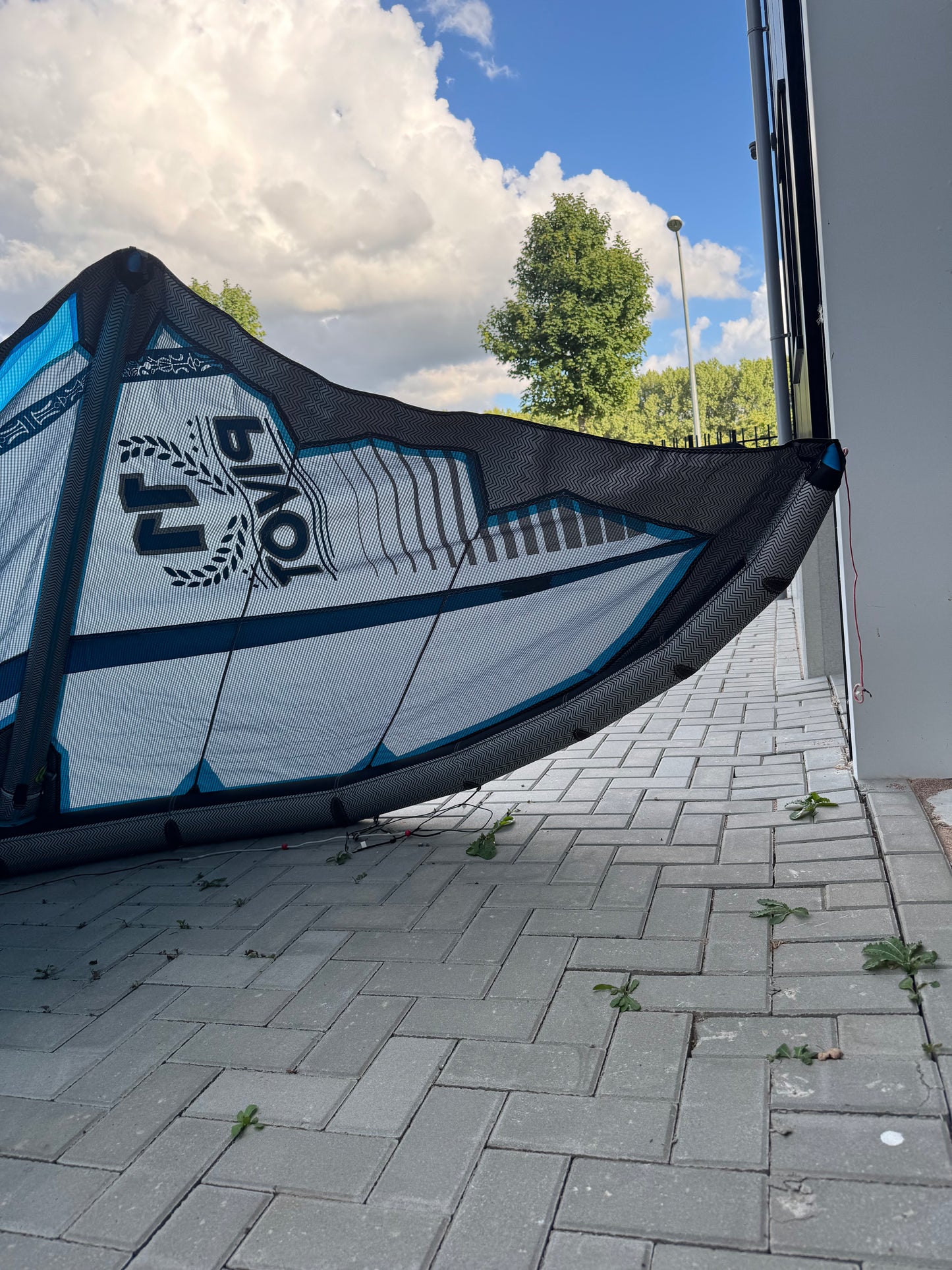 Naish Pivot 11m + Naish Motion 142x42 + Naish Bar
