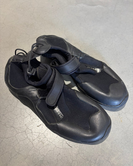 Mystic star surfschoenen laag maat 43