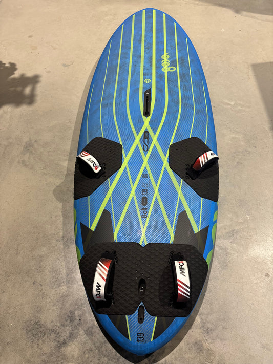 Goya Bolt 4 Carbon - 139L