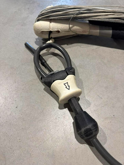 Cabrinha Switchblade 9m + Cabrinha Rival 133x42 +Cabrinha Bar