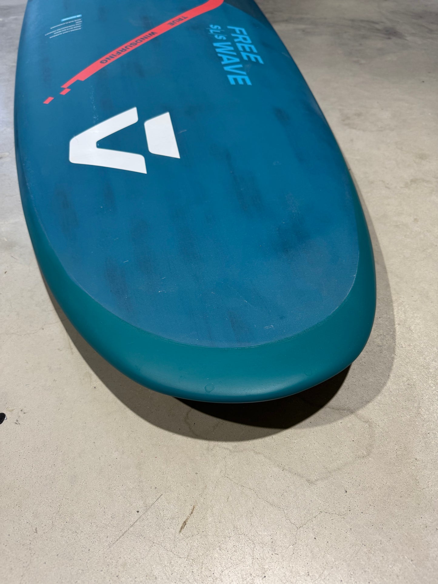 (Gereserveerd) Duotone Freewave SLS - 105L