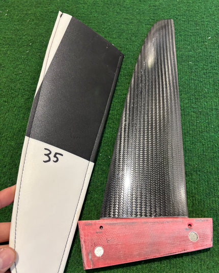 Busca Fins Slalom 35cm Tuttlebox