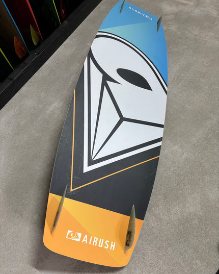 Naish Pivot 9m + Airush Vox 135 + Naish Fusion Bar