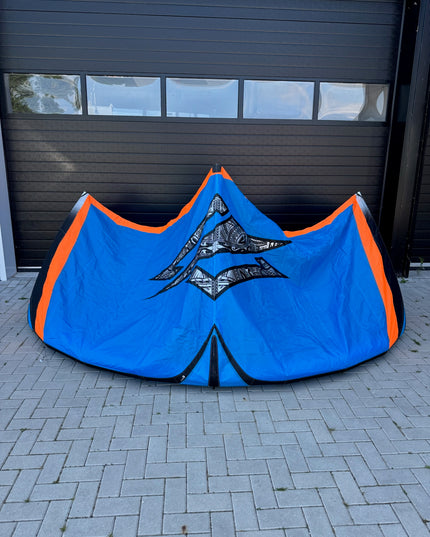 Naish Triad 9m