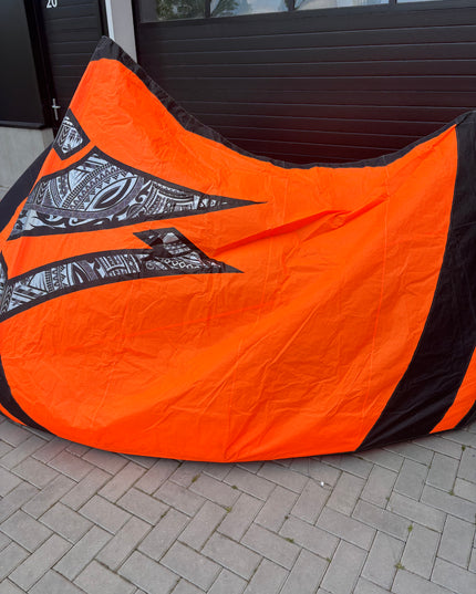 Naish Pivot S26 - 12m
