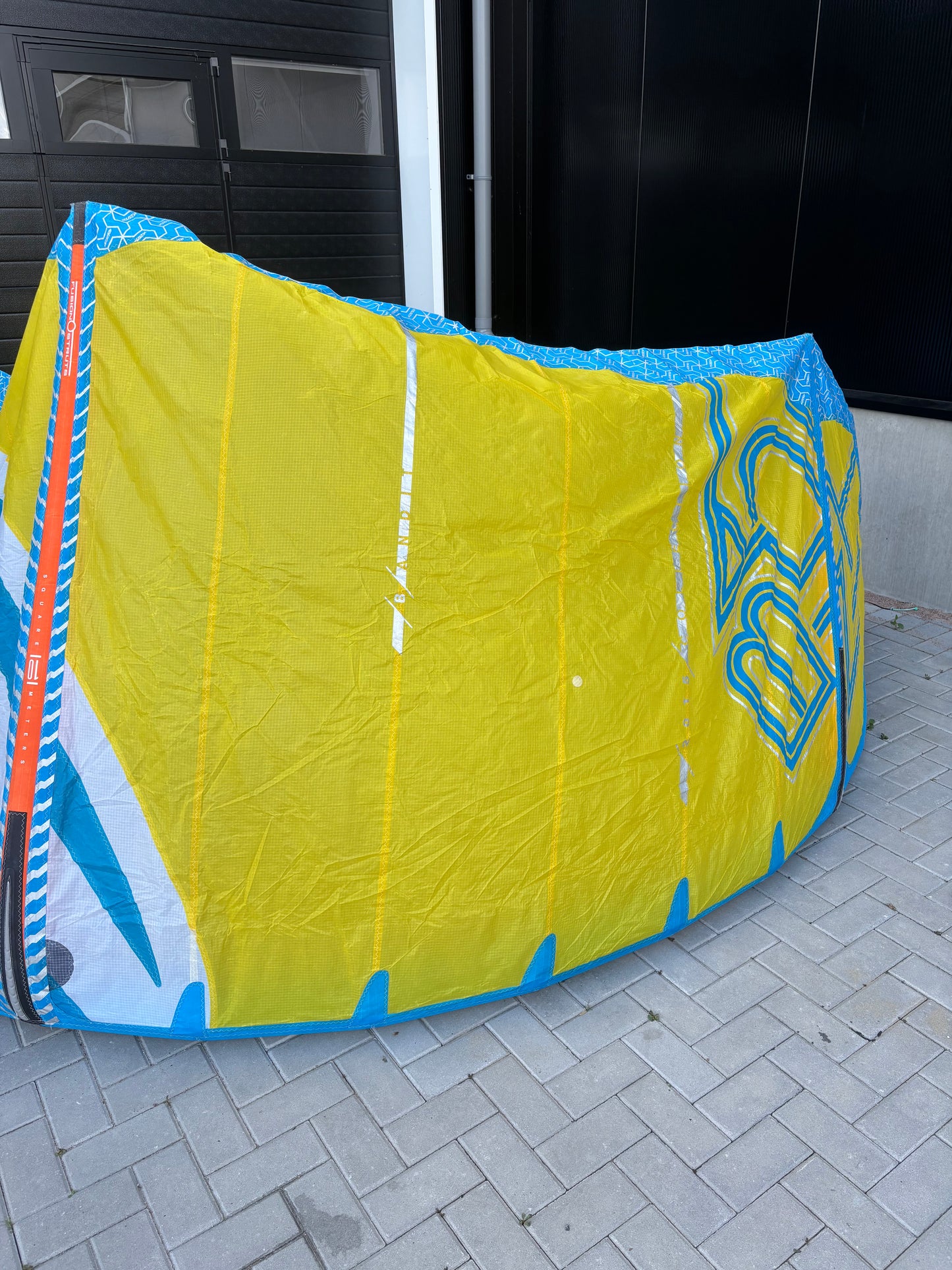F-One Bandit 10m + F-One TRAX 140x45 + F-One Bar