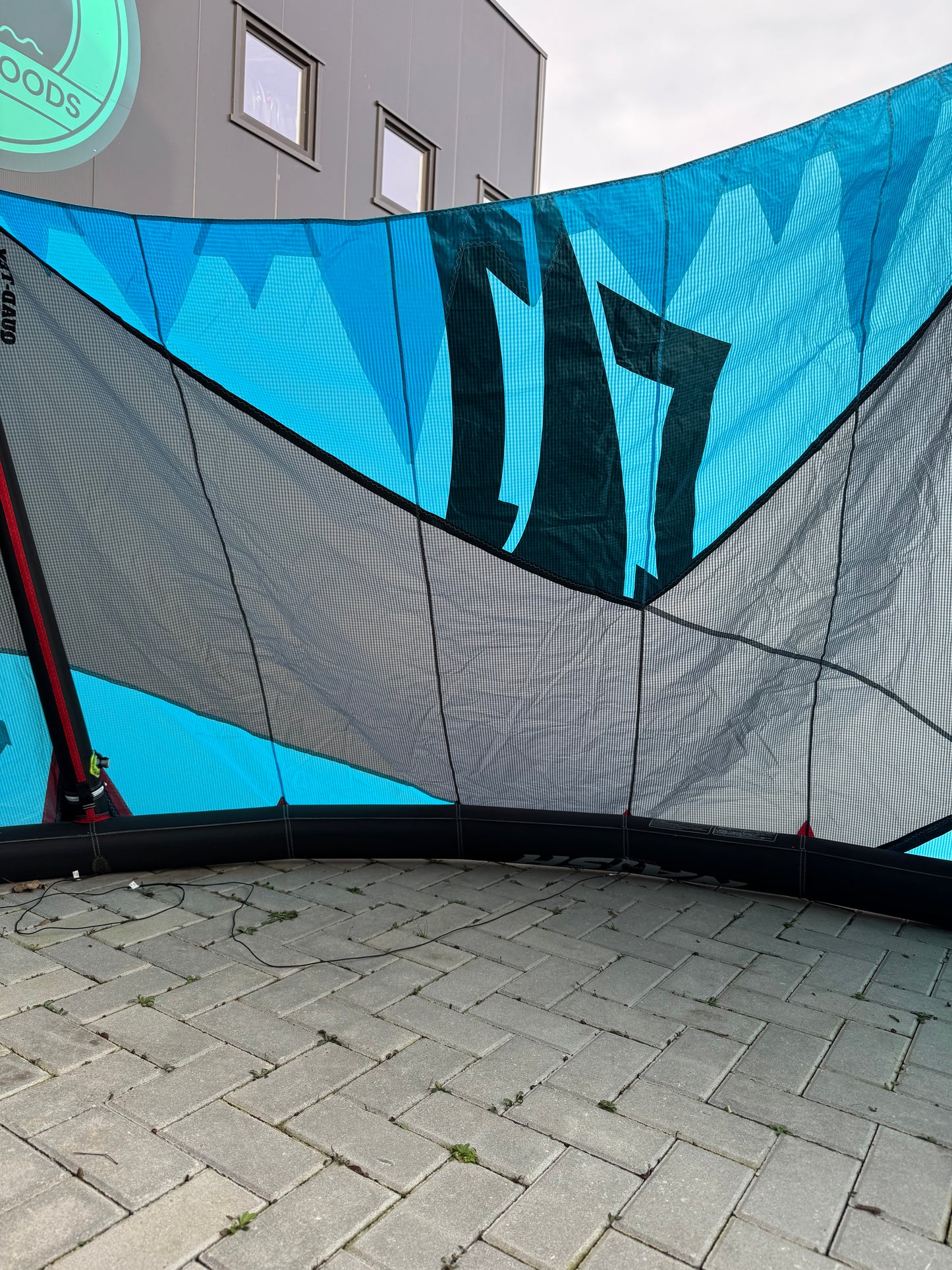 Naish Dash 10m + Brunotti Buster 142x42 + Naish Bar