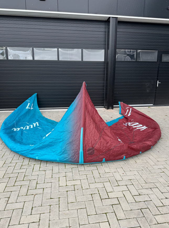 Airush Ultra 17m