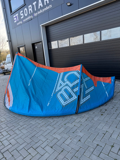 F-One Bandit 12m + Vanhunks Bucca + F-one bar