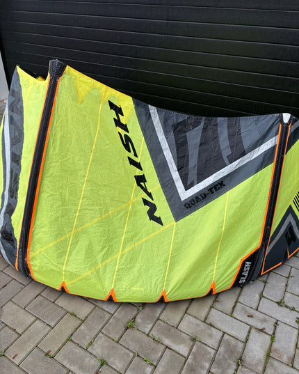 Naish Slash 4m