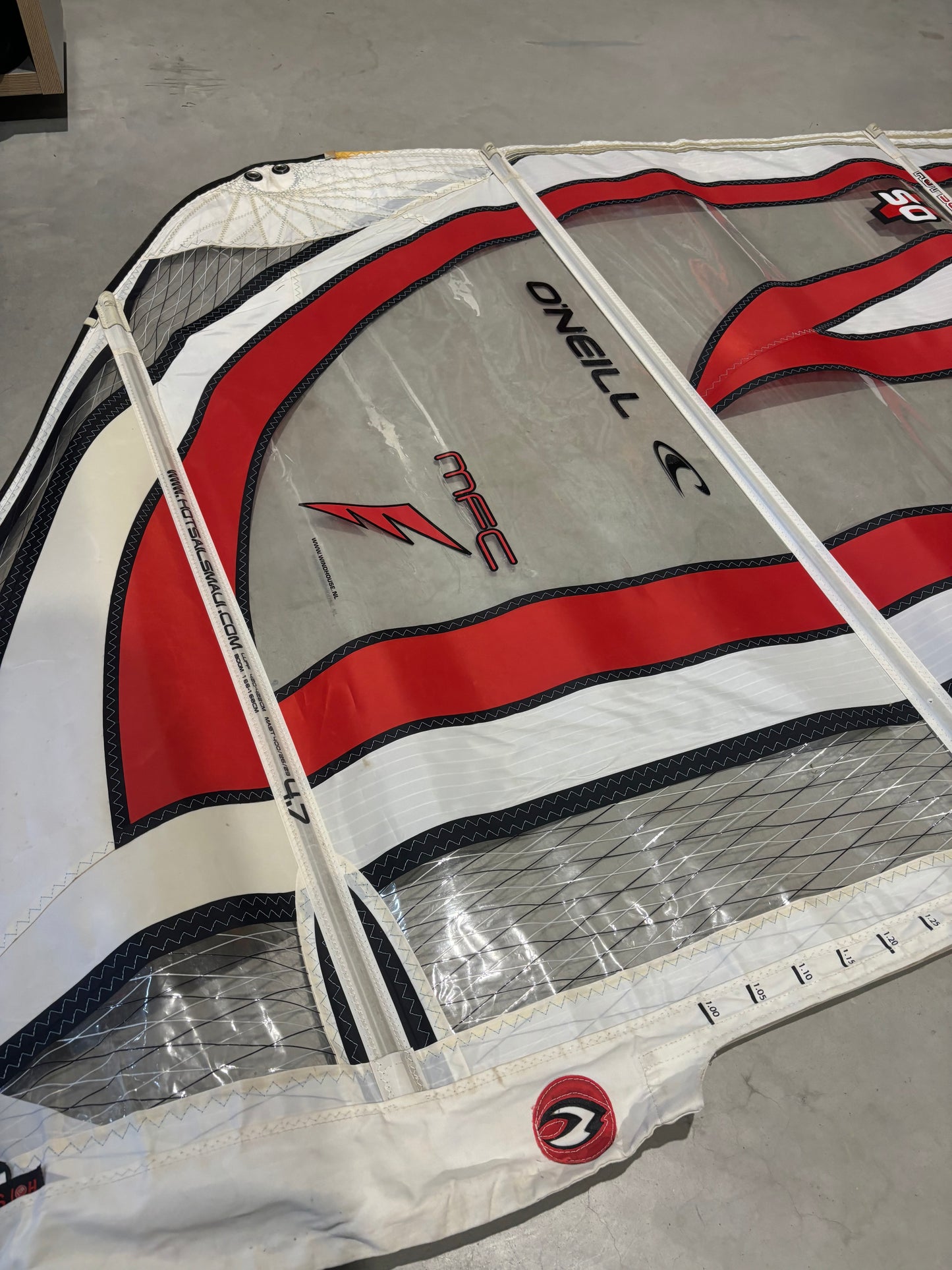 Hot Sails S.O 4.7