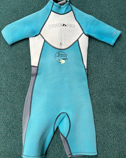 Tribord Shorty maat 176