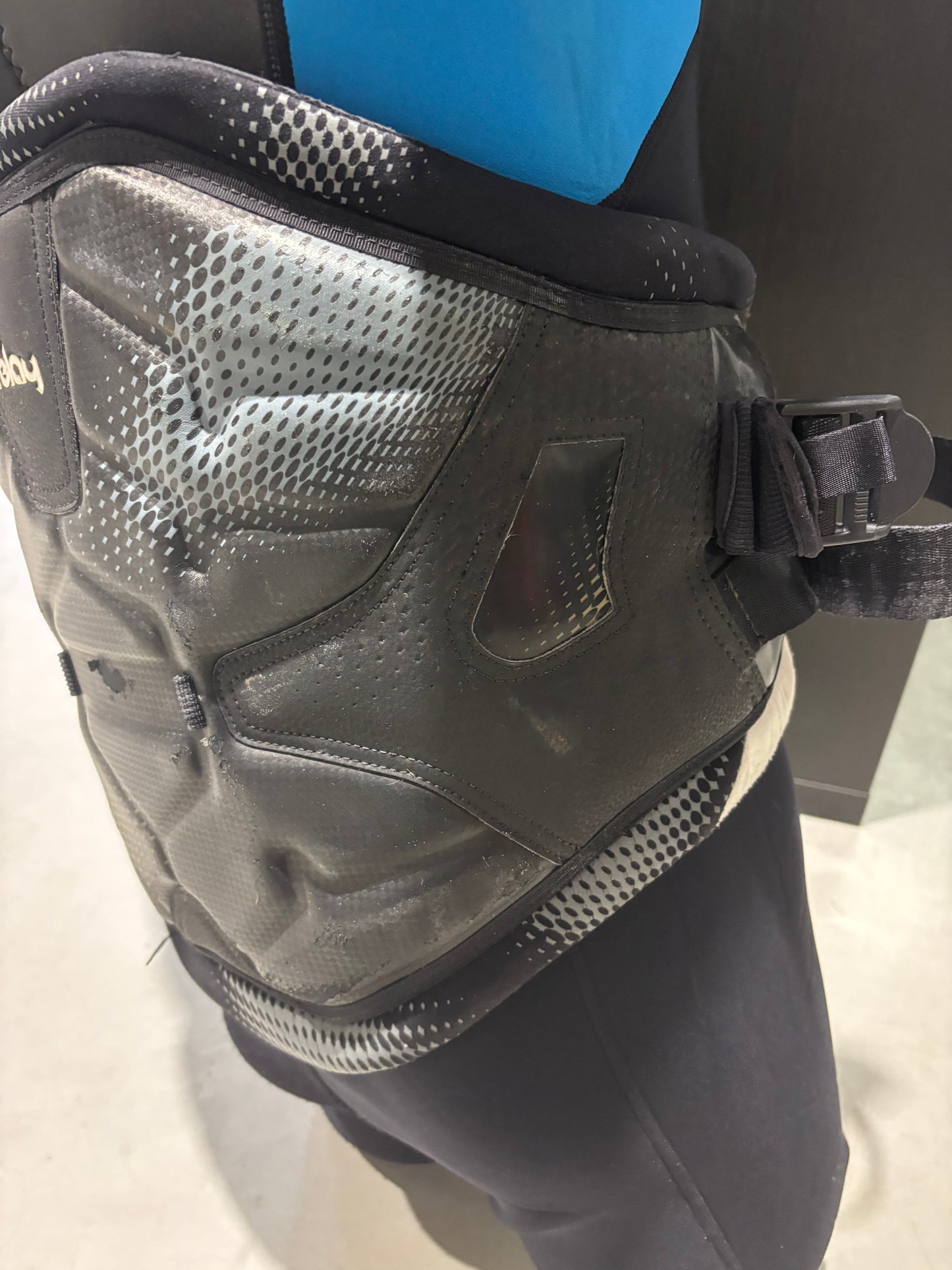 ION Heuptrapeze maat L