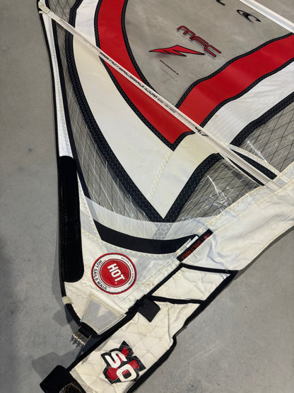 Hot Sails S.O 4.7