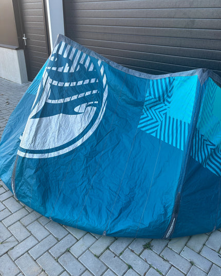 Cabrinha Switchblade 7m