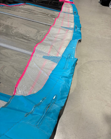 Duotone Warp Fin 8.4