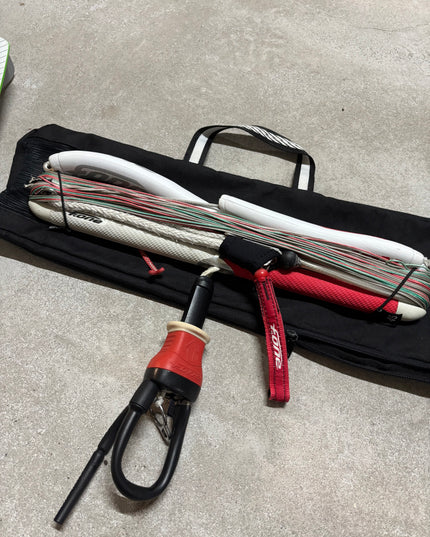 (Gereserveerd) F-One Bandit 6m + F-One Acid 130x39 + F-One Bar