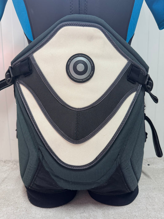 Neilpryde Anatomic Zittrapeze maat S