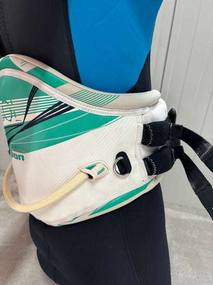 ION Sol Heuptrapeze maat L