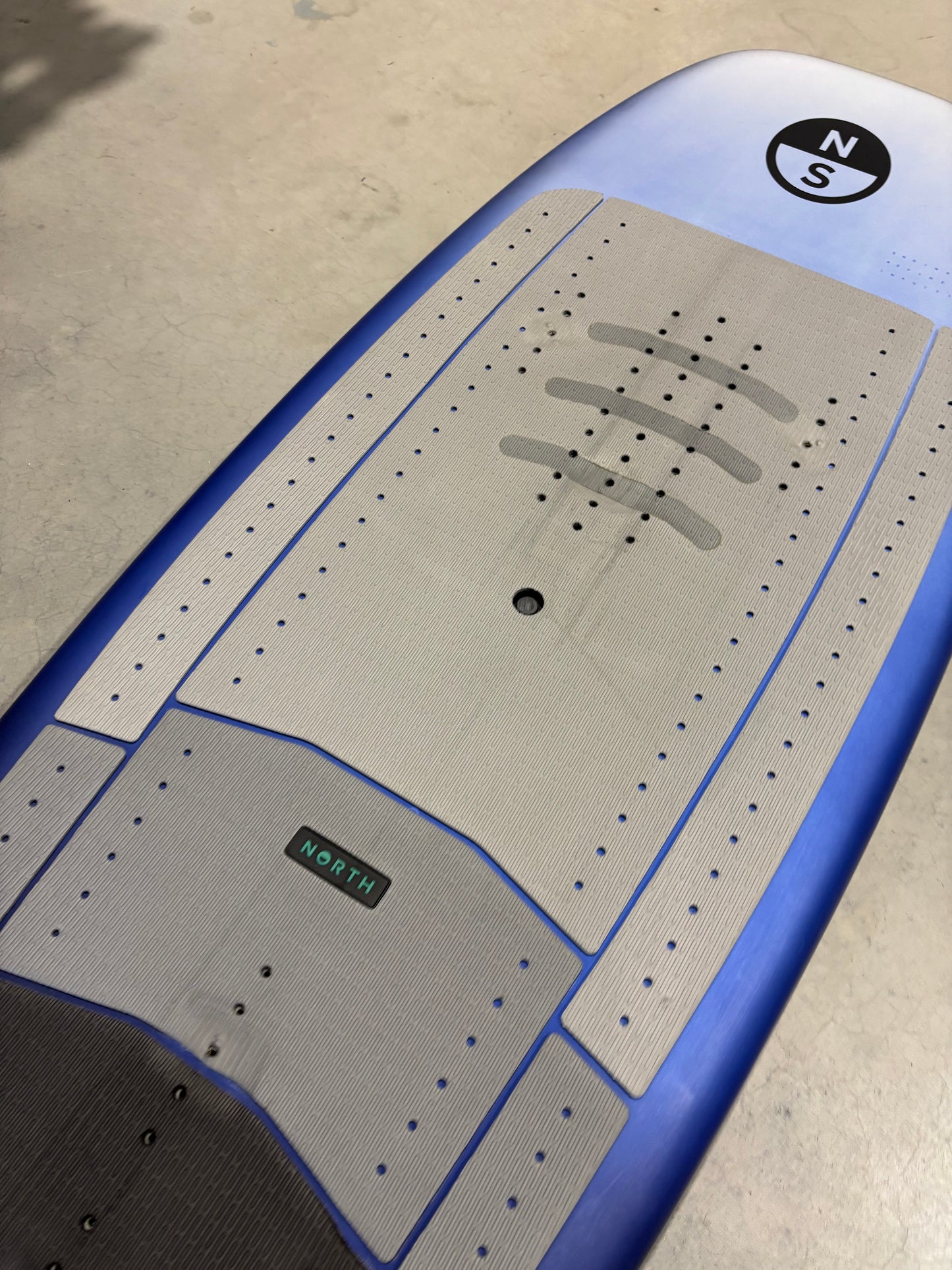 North Seek Foil Board 2025 4’9 - 58L