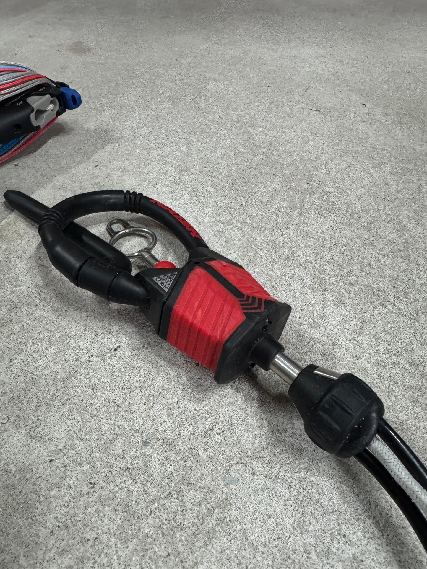 Naish Pivot 2025 8m + Naish Motion 138x41,5 + Naish Bar