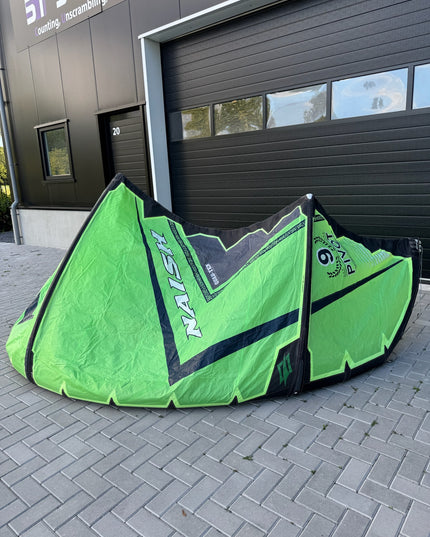 Naish Pivot 9m + Airush Vox 135 + Naish Fusion Bar