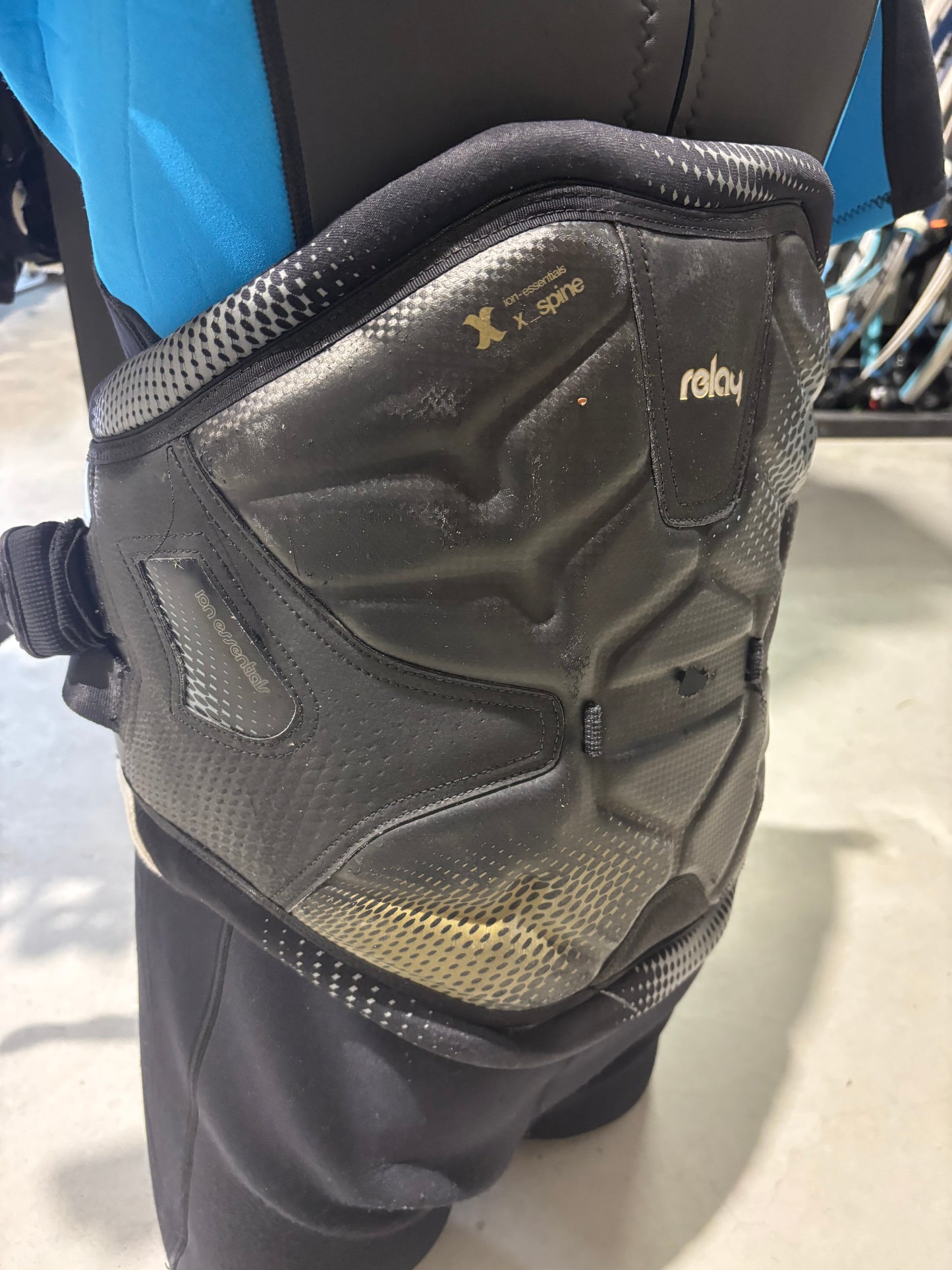 ION Heuptrapeze maat L