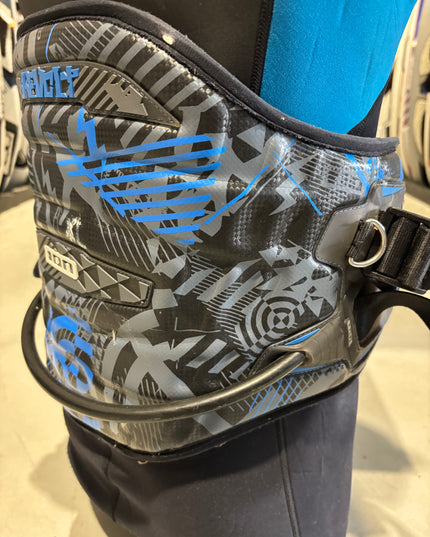 ION Revolt Heuptrapeze maat XL