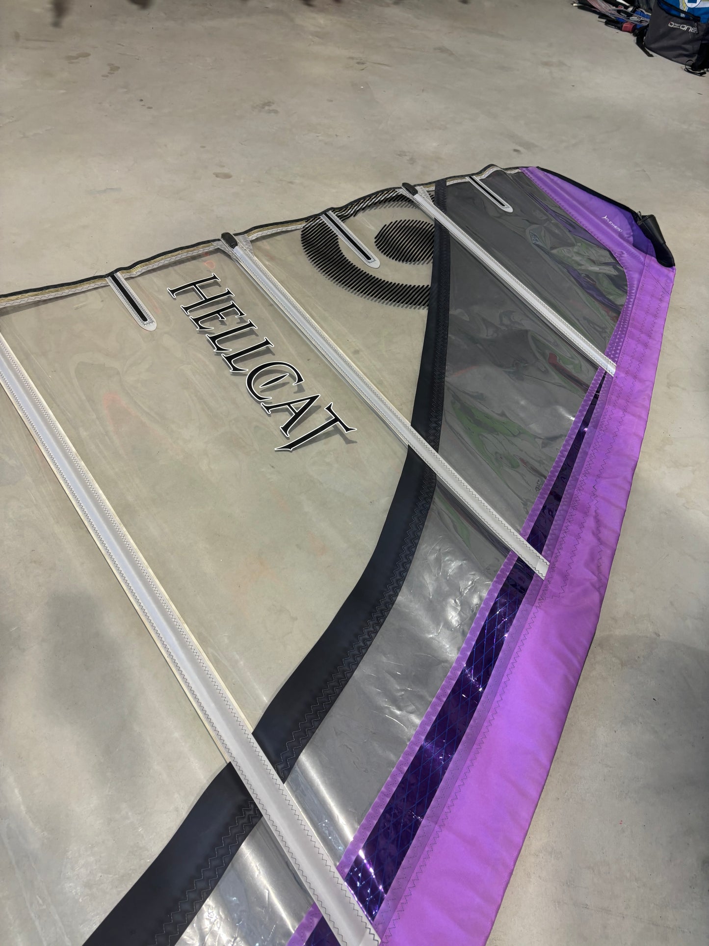 Neilpryde Hellcat 6.7 + Neilpryde X6 Mast 430 SDM C80